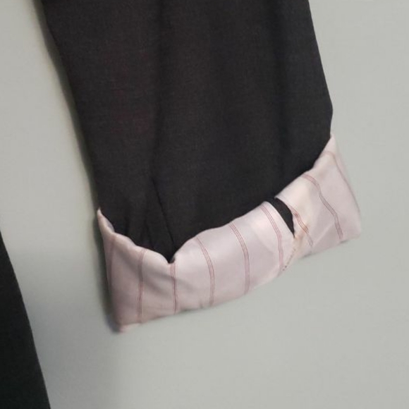 Aritzia Talula Grey Blazer - Picture 4 of 10